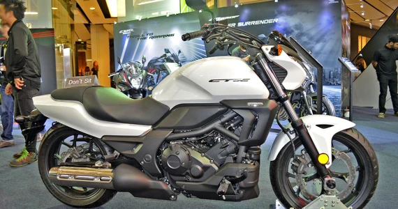 รูปภาพ ฮอนด้า Honda CTX 700NF ปี 2015