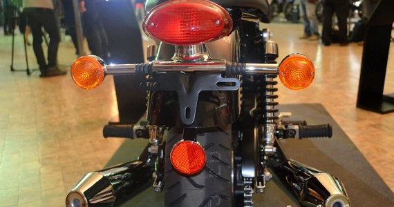 รูปภาพ ไทรอัมพ์ Triumph Bonneville Newchurch ปี 2015