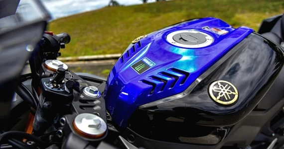 รูปภาพ ยามาฮ่า Yamaha YZF-R15 MotoGP Edition MY2019 ปี 2019