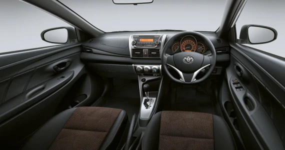 รูปภาพ โตโยต้า Toyota Yaris 1.2 E ปี 2013