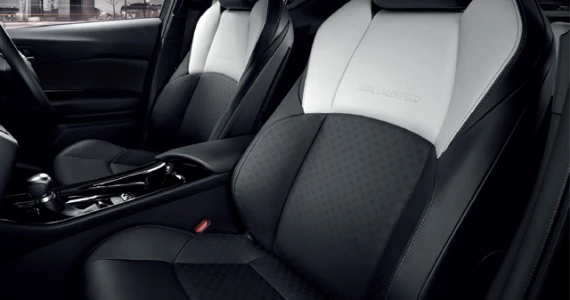 รูปภาพ โตโยต้า Toyota C-HR Karl Lagerfeld Limited Edition ปี 2020