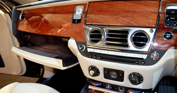 รูปภาพ โรลส์-รอยซ์ Rolls-Royce Ghost Series II Extended Wheel base ปี 2014