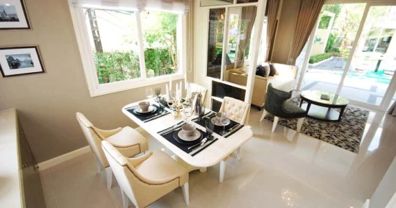 รูปภาพ กัสโต้ สาทร-ตากสิน (Gusto Sathorn Taksin)