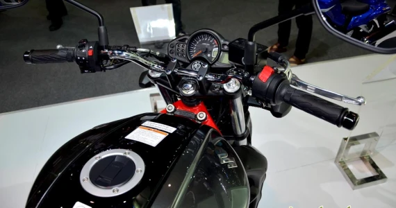 รูปภาพ ซูซูกิ Suzuki Gladius 650 ABS ปี 2013