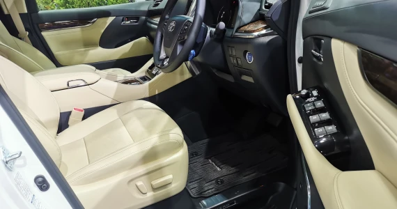 รูปภาพ โตโยต้า Toyota Alphard Vellfire 2.5 ปี 2020