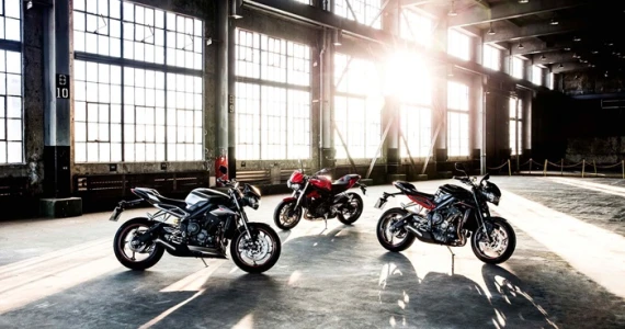 รูปภาพ ไทรอัมพ์ Triumph Street Triple RS ปี 2017