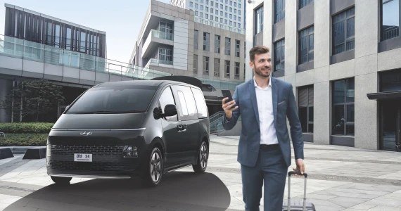 รูปภาพ ฮุนได Hyundai Staria Trend ปี 2023