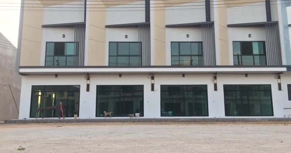 รูปภาพ เดอะ ช็อป แอด มาบตาพุด (The Shop @ Mabtaput)