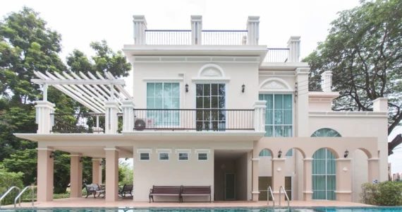 รูปภาพ ดีญ่า วาเล่ย์ สารภี (Diya Valley Sarapee)