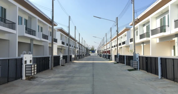 รูปภาพ กาญจน์กนกทาวน์ 1 เลียบทางรถไฟ (Karnkanok Town 1)