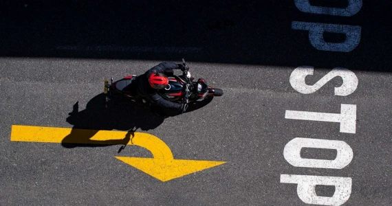 รูปภาพ ไทรอัมพ์ Triumph Street Triple 765 ปี 2020