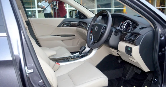 รูปภาพ ฮอนด้า Honda Accord 2.4 Tech ปี 2013
