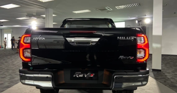 รูปภาพ โตโยต้า Toyota Revo Double Cab 4x4 2.8 High AT ปี 2022