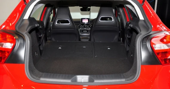 รูปภาพ เมอร์เซเดส-เบนซ์ Mercedes-benz A-Class A 180 Style ปี 2012