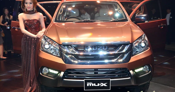 รูปภาพ อีซูซุ Isuzu MU-X 3.0 VGS Z-Prestige 4X4 Navi ปี 2013