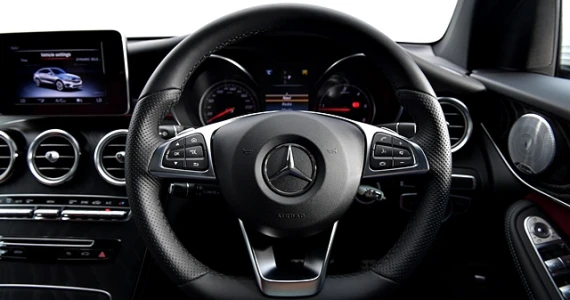 รูปภาพ เมอร์เซเดส-เบนซ์ Mercedes-benz GLC-Class GLC 220 d AMG Dynamic ปี 2017