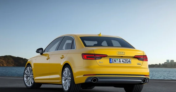 รูปภาพ อาวดี้ Audi A4 45 TFSI Quattro S Line ปี 2017