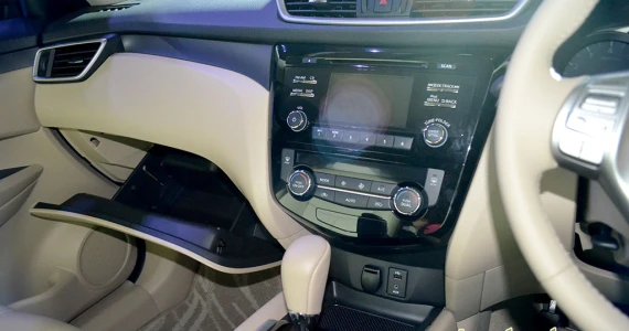 รูปภาพ นิสสัน Nissan X-Trail 2.0 E ปี 2014