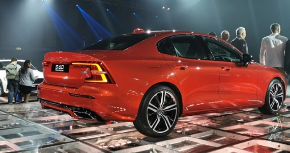 รูปภาพ วอลโว่ Volvo S60 T8 Twin Engine AWD R-DESIGN ปี 2020