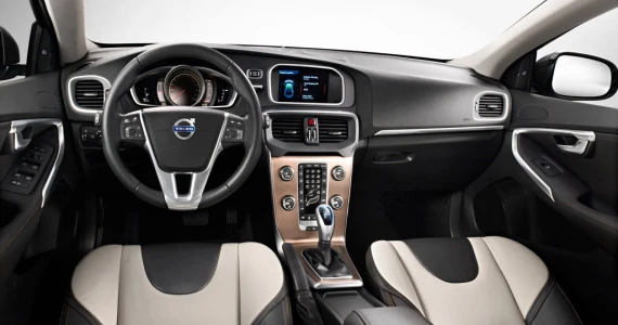 รูปภาพ วอลโว่ Volvo V40 D4 Cross Country ปี 2016