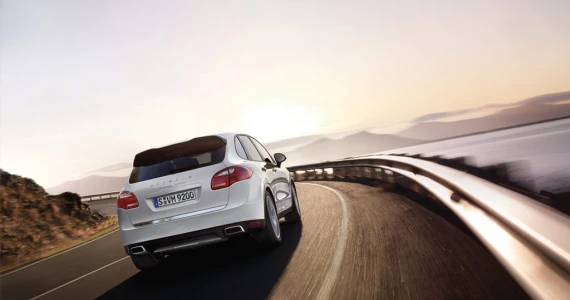 รูปภาพ ปอร์เช่ Porsche Cayenne S Hybrid ปี 2010