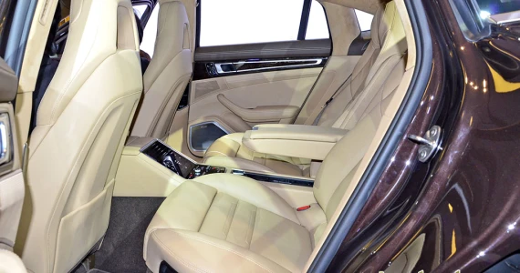 รูปภาพ ปอร์เช่ Porsche Panamera Turbo ปี 2016