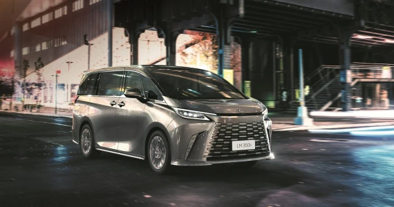 รูปภาพ เลกซัส Lexus LM 500h Executive 4-Seater ปี 2024