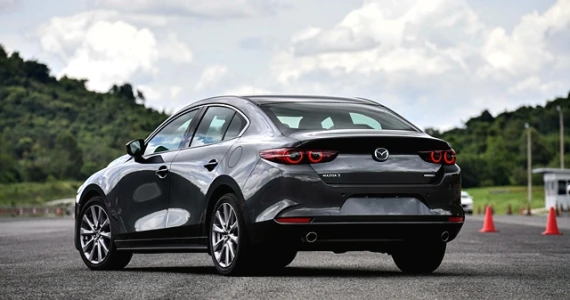 รูปภาพ มาสด้า Mazda 3 2.0 S Sedan 2019 ปี 2019