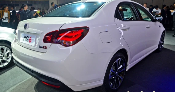 รูปภาพ เอ็มจี MG 6 1.8 C Turbo DCT ปี 2015