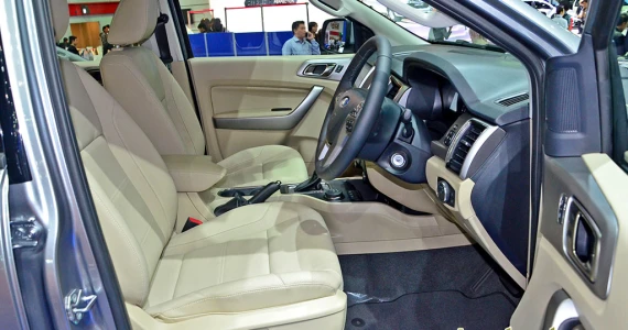รูปภาพ ฟอร์ด Ford Everest 2.2L Titanium 4x2 AT ปี 2017