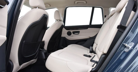 รูปภาพ บีเอ็มดับเบิลยู BMW Series 2 218i Gran Tourer Luxury ปี 2015