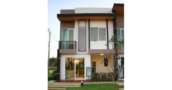 รูปภาพ กัสโต้ สาทร-ตากสิน (Gusto Sathorn Taksin)