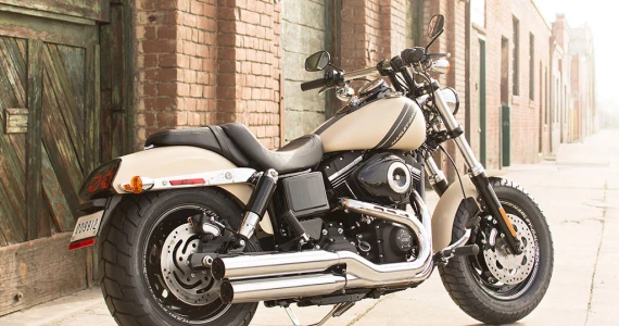 รูปภาพ ฮาร์ลีย์-เดวิดสัน Harley-Davidson Dyna Fat Bob ปี 2016