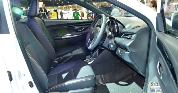 รูปภาพ โตโยต้า Toyota Yaris TRD Sportivo ปี 2014