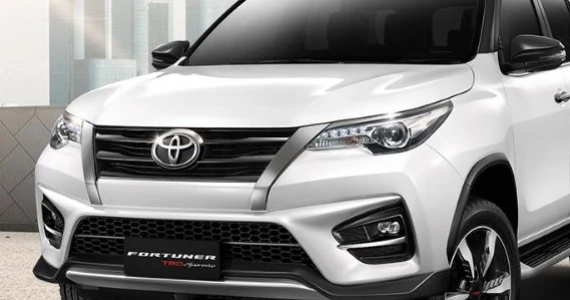 รูปภาพ โตโยต้า Toyota Fortuner 2.8 TRD Sportivo 2WD AT MY2018 ปี 2018