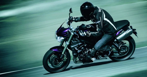 รูปภาพ ไทรอัมพ์ Triumph Speed Triple R 1050 ปี 2013