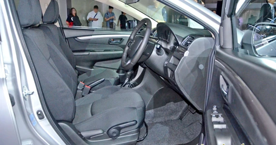 รูปภาพ ซูซูกิ Suzuki Ciaz GA MT ปี 2015