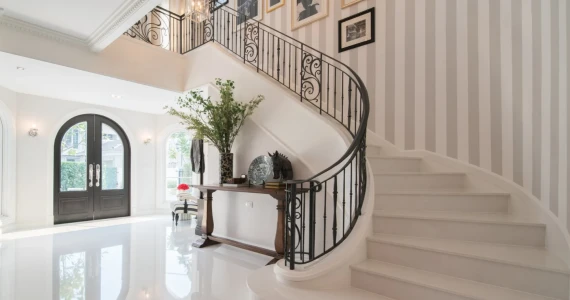 รูปภาพ ลดาวัลย์ ราชพฤกษ์-ปิ่นเกล้า (Ladawan Ratchaphruek-Pinklao)