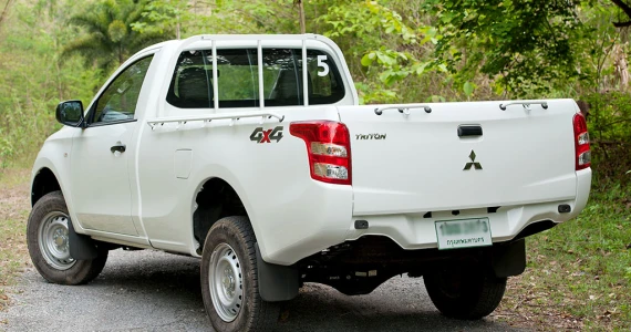 รูปภาพ มิตซูบิชิ Mitsubishi Triton Single Cab 2.5 VGT GL 4WD M/T ปี 2015
