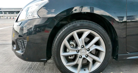 รูปภาพ นิสสัน Nissan Sylphy 1.6 DIG Turbo ปี 2015