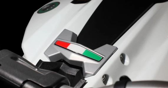 รูปภาพ เบเนลลี Benelli TNT 899 ปี 2012