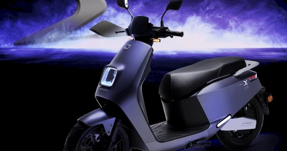 รูปภาพ สลีค SLEEK-TYPE-X (Standard)-ปี 2024