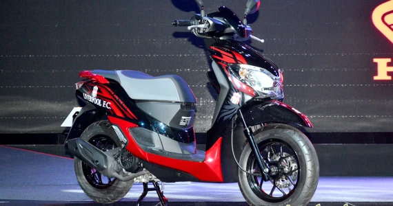 รูปภาพ ฮอนด้า Honda Moove Liverpool F.C. Limited Edition ปี 2015