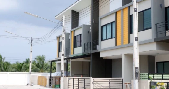 รูปภาพ อุไรสิริ ไลท์ ดอนทอง x ประชาสุข (Uraisiri Lite Donthong x Prachasuk)