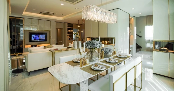 รูปภาพ มัณฑนา ศรีนครินทร์ ร่มเกล้า (Manthana Srinakarin - Romklao)