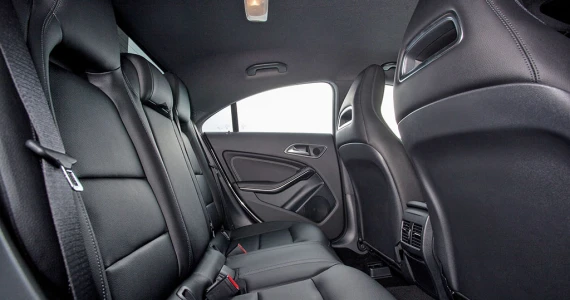 รูปภาพ เมอร์เซเดส-เบนซ์ Mercedes-benz CLA-Class CLA 200 Urban ปี 2015