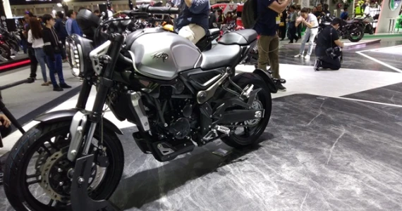 รูปภาพ จีพีเอ็กซ์ GPX MAD 300 ปี 2019