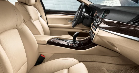 รูปภาพ บีเอ็มดับเบิลยู BMW Series 5 523i ปี 2010