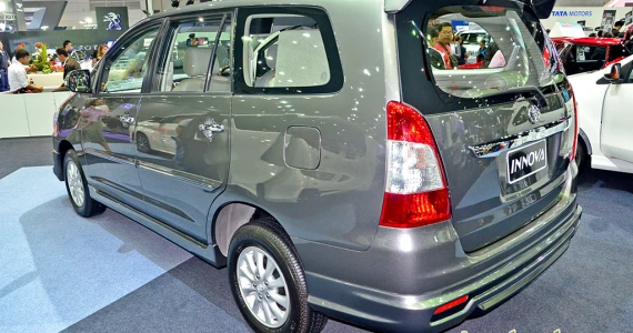 รูปภาพ โตโยต้า Toyota Innova 2.0 G ปี 2012