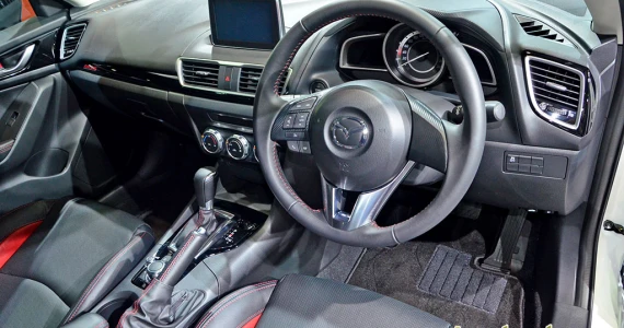 รูปภาพ มาสด้า Mazda 3 2.0 Sports Racing Series ปี 2015